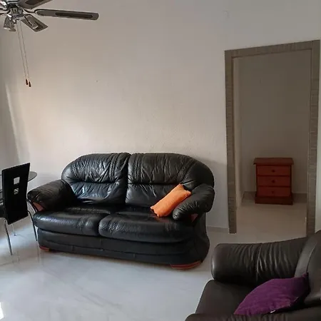 Bergantin 8 *